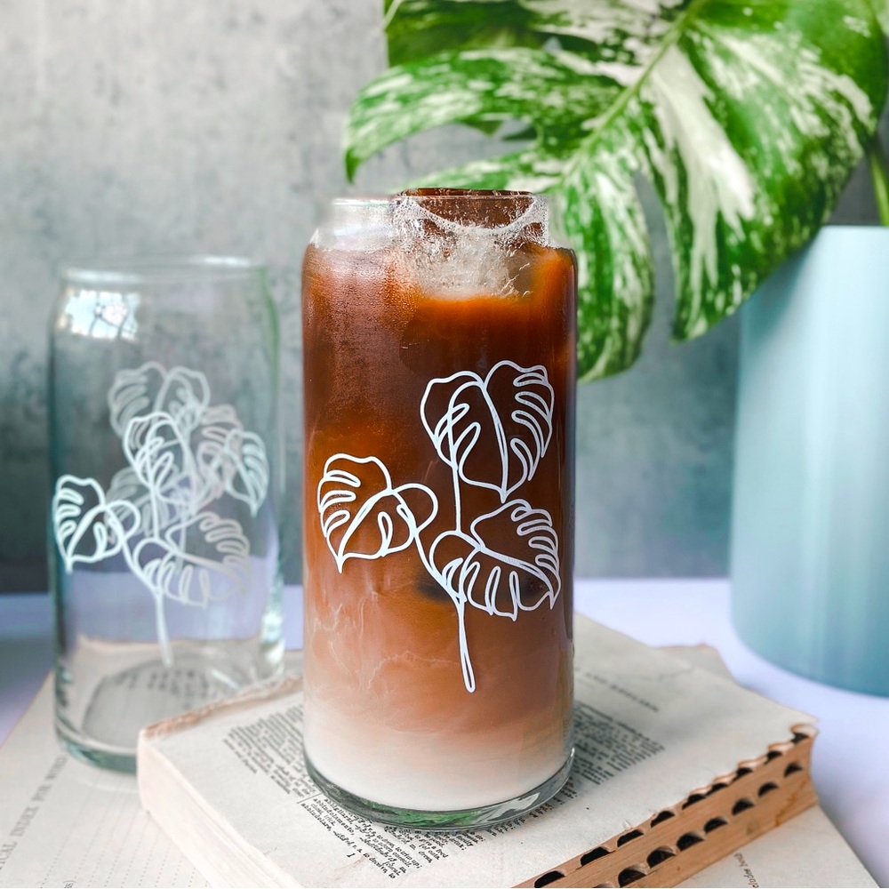 Monstera Monoline 20oz Can Glass - Handmade